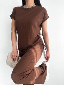 Top de manga corta de color sólido de verano personalizado, pantalones de pierna ancha, conjunto informal de punto de dos piezas para mujer, azul marino - Product Image 6