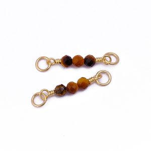 Paire de boucles d'oreilles en pierre précieuse œil de tigre faites à la main minimaliste plaqué or fil Wrap pendentifs breloques bijoux d'approvisionnement en gros - Product Image 1