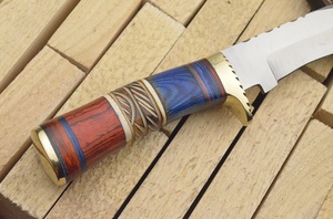 Cuchillo de caza de acero D2 personalizado, Arwin, de lujo, hecho a mano, colorido, mango de madera, Funda de cuero, alta calidad, uso al aire libre, OEM - Product Image 5