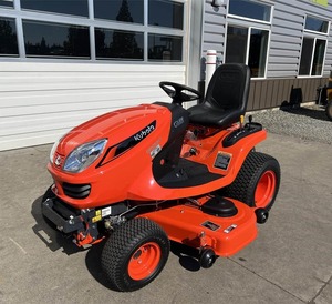 2025 Kubota GR2120 Tondeuse à gazon autoportée-Construction en acier Lames à haute levée Moteur 778cc 1.0-4.0 Largeur de coupe-Coupe supérieure facile - Product Image 1