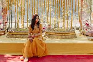 กระถางดอกบัวสีทองสวยงามแบบดั้งเดิม รูปทรงดอกบัว ขนาดใหญ่ เส้นผ่านศูนย์กลาง 5.5 ฟุต ทำจากไฟเบอร์ สำหรับพิธีฮัลดีและพิธีแต่งงาน - Product Image 3