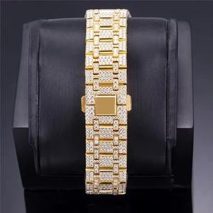 Montre mécanique automatique tendance en or jaune pour hommes et femmes, avec diamants Moissanite certifiés EGL, style Hip Hop, verre noir - Product Image 3