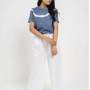 Camiseta de mujer de alta calidad con mangas cortas y cuello redondo Camiseta de algodón suave para mujer - Product Image 4