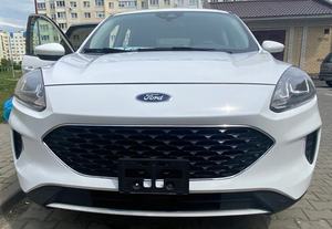 Ford Escape disponible à la vente - Product Image 2