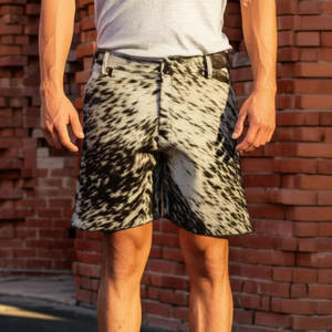 Short en cuir véritable imprimé vache, taille haute, ample et surdimensionné, de luxe, de créateur, streetwear, pour homme - Product Image 1