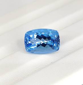 Excellente coupe de haute qualité topaze bleue à facettes pierres précieuses en vrac bonne qualité bleu avec les prix les plus bas pour la fabrication de bijoux gemme en vrac - Product Image 1