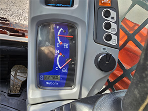 Chargeuse compacte sur chenilles Kubota SVL95-2S de 2016, bien entretenue, bon marché et propre, à vendre avec livraison dans le monde entier - Product Image 4