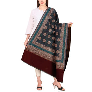 Colección de Invierno 2026, Bufandas de Lana Larga de Alta Calidad, Lisas, con Estampado de Cachemira, Logotipo Personalizado para Damas - Product Image 1