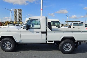 2019/2025 Toyotas LandCruisers Pickup 4x4 usados a la venta-Toyotas LandCruisers 70 Series usados a la venta bajo kilometraje a la venta - Product Image 6