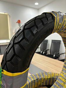 Nouveau pneu de moto sans chambre à air KUMA K525 à haute traction, haute performance, de qualité supérieure, à gros crampons antidérapants, 110/90-16, noir - Product Image 4