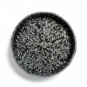 ถาดเสิร์ฟตกแต่งทำมือจากเปลือกหอยมุกเวียดนาม วัสดุธรรมชาติ เป็นมิตรกับสิ่งแวดล้อม ประดับด้วยเปลือกหอย - Product Image 1