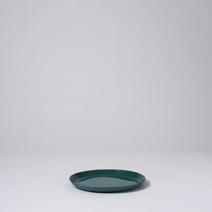 Ensemble d'assiettes en céramique bleu océan, finition artistique émaillée, design empilable, choix durable pour une présentation de table élégante - Product Image 4