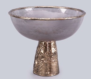 Bol décoratif en métal texturé avec bordure dorée et base pour table centrale de luxe - Product Image 5