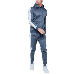 Conjunto de chándal de ajuste regular de algodón liso para invierno con logotipo personalizado, ropa de calle apilada, tecnología deportiva, forro polar a prueba de viento - Product Image 4