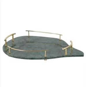 Atractiva bandeja de servicio de mármol blanco de aspecto Simple con asas de latón El mejor uso para la mesa de comedor de la cocina y la decoración del hogar - Product Image 3