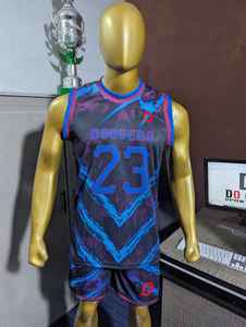 Ensemble de maillot de basket-ball réversible personnalisable à séchage rapide pour les joueurs de basket-ball - Product Image 1