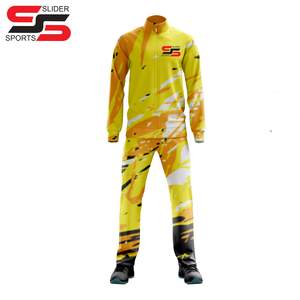 ชุดวอร์มสำหรับผู้ชายชุดวอร์มสไตล์ใหม่สำหรับกีฬาและวิ่ง - Product Image 1