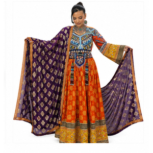 Vestido Afgano Kuchi de Lujo para Boda, Estilo Oversize, Ecológico, de Cachemira, con Bordado Pashtun Hecho a Mano - Product Image 4