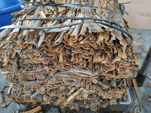 Cassia pressé Wholes/ Koritsa/écorce de Cassia du Vietnam en gros pour les importateurs mondiaux - Product Image 3