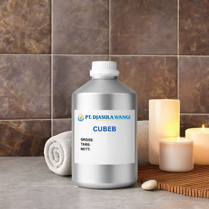 น้ำมันหอมระเหยคิวบีบาบริสุทธิ์ กลิ่นเผ็ดร้อนแรง ขายดี น้ำมันคิวบีบา 100% 5 กก. สำหรับใช้ประจำวัน บำรุงผิว รับผลิตแบบ OEM - Product Image 3