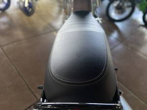 Motocicleta de Calle de 24 Tiempos en Línea, 648cc, Continental GT 650 de la Marca Royals Enfields, Modelo 2025-2026, de Alta Calidad, con 3 Años de Garantía en EE. UU. - Product Image 5