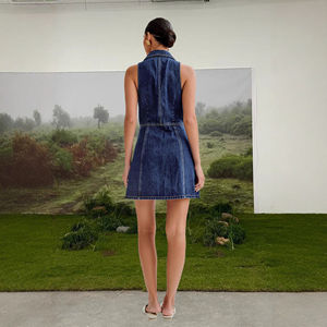 Vestido Mini Ajustado de Moda para Mujer, Transpirable, Sin Mangas, Estilo Halter, Vestido de Mezclilla, Sexy, Cuello en V, Diseño con Botones, Informal, Veraniego - Product Image 2