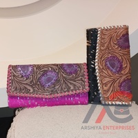 Dompet Kulit Asli Koleksi Vintage Barat Desain Baru, Berhias Bulu, Dilengkapi Perlindungan RFID, Multifungsi, Clutch Wanita