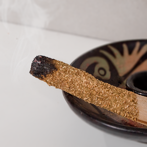 Paquete de dispositivos de aromaterapia Palo Santo & Rue Smudge, mezcla protectora para eliminar energía negativa - Product Image 1