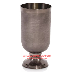 New Design Metal Textured Handcrafted Decorative <b>Vase</b> Antique Table Top Handmade <b>Vase</b> <b>for</b> <b>Sale</b> Premium <b>Flower</b> <b>Vase</b> <b>for</b> Decors - Product Image 1