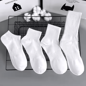 Vente en gros de chaussettes en coton pour hommes, chaussettes de couleur unie, respirantes, blanches, noires, décontractées et personnalisées pour hommes - Product Image 1