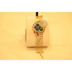 Exquisite Diamond and Gold Bangle - Product Image 2