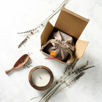 Meilleure vente en gros de bols en coquille de cire de noix de coco faits à la main bougie parfumée à mèche en bois boîte-cadeau infusée d'huile essentielle pour les vacances de Pâques