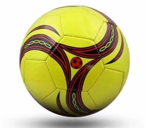 Ballon de football taille 5 prêt à expédier ballon de football PVC de haute qualité vente en gros - Product Image 3