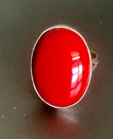 Bague en argent sterling 925 unique en corail rouge Bague faite à la main Bague en pierre précieuse de corail rouge véritable
