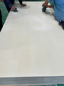 Suministro de fábrica Antideslizante 12-15-18-21mm Madera contrachapada de álamo Proyecto de construcción ecológico Goma 1220X2440 E0 Estándar 12-Álamo - Product Image 3