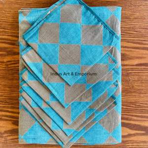 Mantel de Algodón Hecho a Mano en India, Hermoso Mantel de Algodón Estampado a Mano para Bodas, Mantel en Venta - Product Image 2