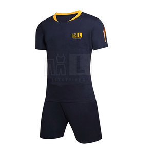 Uniforme de fútbol de último diseño de sublimación hecho en fábrica, conjunto de uniforme deportivo de club impreso personalizado - Product Image 1