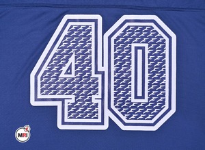 Camiseta de malla de fútbol personalizada al por mayor con serigrafía única OEM para camiseta cuadrada con cuello en V unisex - Product Image 3