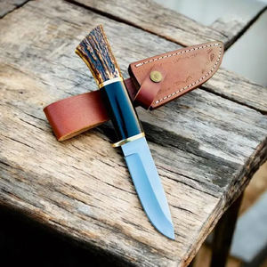 Couteau de chasse artisanal en acier D2, manche en bois de cerf et corne de buffle, bushcraft en plein air - Product Image 2