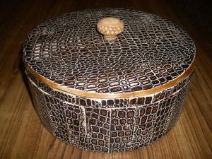 Caja de incrustaciones de hueso artesanal indio caja de joyería de resina caja decorativa hecha a mano - Product Image 5