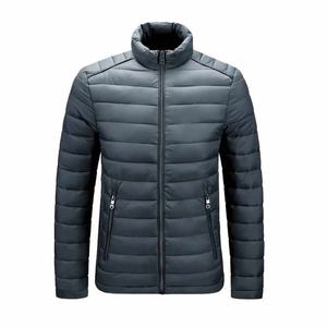 Chaqueta Acolchada con Capucha, Aislante, Diseñada para Climas Fríos, Cálida, Impermeable, Ecológica, Transpirable, para Invierno - Product Image 3