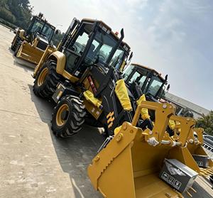 Chargeuse-pelleteuse sur pneus 4x4 à moteur diesel Full Boom XC8-S2570, moment de charge élevé 2,5 tonnes, en stock à vendre - Product Image 1