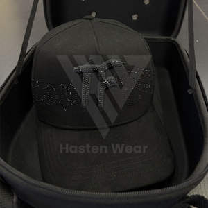 หมวกแก๊ป 5 แผง แบบดันดี้ ผ้าหนังกลับ ซับในผ้าซาติน ปักลายเพชร สำหรับผู้ชาย - Product Image 5