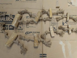 Jouet à mâcher Coco Jouet à mâcher Coco Bone Dog Toy - Product Image 4