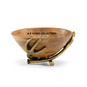 Bol en bois antique Utilisation de cuisine et vaisselle de dîner Décorer le service de luxe Antler Design Stand Cuisine Bol à fruits - Product Image 1
