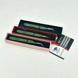 Ensemble de pinces à épiler d'extension de cils en acier inoxydable de haute qualité de marque privée outil de maquillage essentiel de cils à pointe pointue de paillettes vertes - Product Image 5