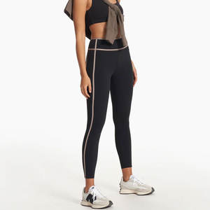 Ensemble de leggings et soutien-gorge de sport pour femmes avec logo personnalisé, séchage rapide, taille mi-haute, léger, respirant, en coton, prix de gros - Product Image 3