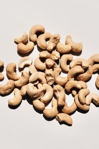 W210 Noix de cajou entières biologiques Snack frais rôtis et séchés à haut rendement et à faible casse avec haute qualité d'exportation pour usage alimentaire - Product Image 4