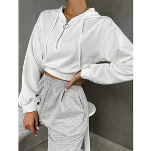 Sudaderas con capucha cortas modernas y elegantes para mujer, sudaderas con capucha bordadas a la moda de mezcla de algodón y poliéster, mejora tu invierno - Product Image 4