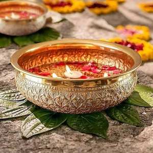 Tazón Redondo de Latón de Diseño Moderno, Ecológico, para Servir Frutas y Ensaladas, con Acabado Pulido - Product Image 2